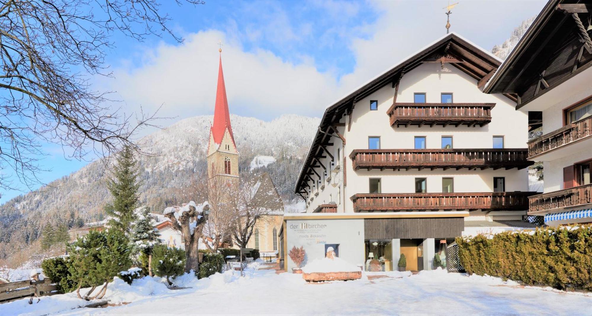 Historic Guesthouse Bircher B&B Apartments Near Sterzing Кампо-ди-Тренс Экстерьер фото